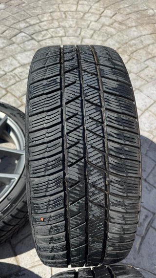 4 Llantas Borbet 17’’ con Neumáticos