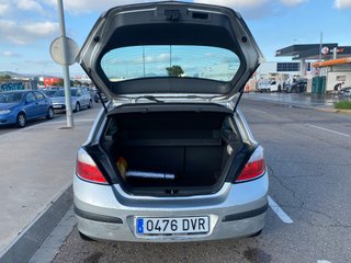 Opel Astra 2004