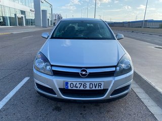 Opel Astra 2004