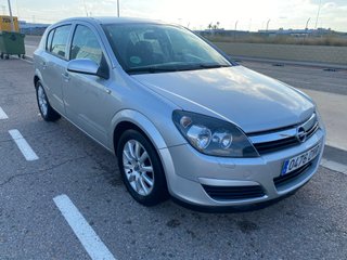 Opel Astra 2004