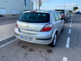 Opel Astra 2004