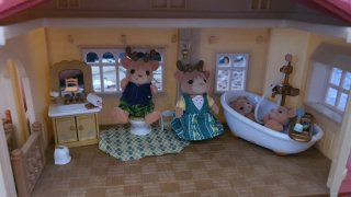 Casa Sylvanian Families con figuras