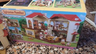 Casa Sylvanian Families con figuras