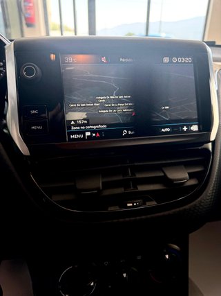 PEUGEOT 2008 1.6BlueHDI SUV