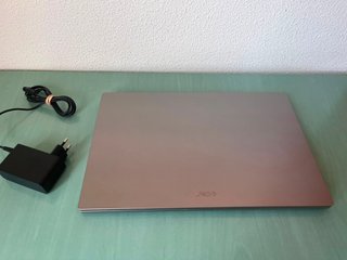 Portátil ACER nuevo - 8GB RAM DDR5 - 512GB SSD