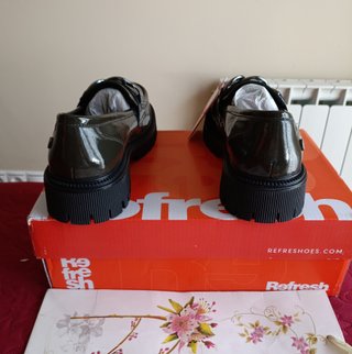 Mocasines Refresh Caqui Charol Talla 40