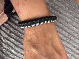 Pulsera Lotus acero y cuero