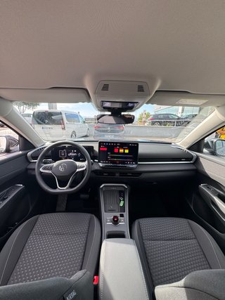 Volkswagen T-Roc 2025 por 375€/mes