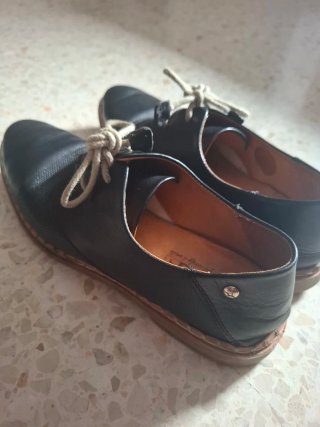 Pikolinos Blucher Negro Mujer