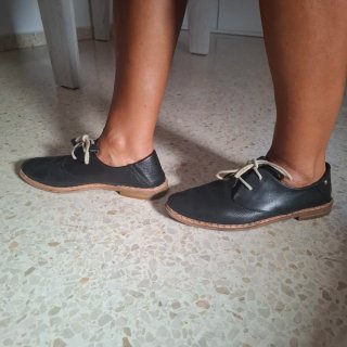 Pikolinos Blucher Negro Mujer
