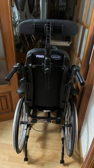 Silla ruedas basculante Invacare Rea Clemantis Pro