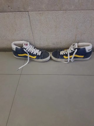 Zapatillas Vans Azules y Amarillas