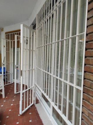 Reja de hierro para cierre terraza o fachada