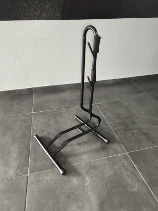 Suporte de chão para bicicleta