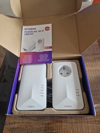 REPETIDOR WIFI Adaptador PLC gigabit Wi-Fi STRONG