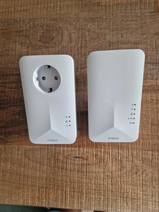 REPETIDOR WIFI Adaptador PLC gigabit Wi-Fi STRONG