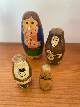 Muñecas Matrioska Pintadas a Mano