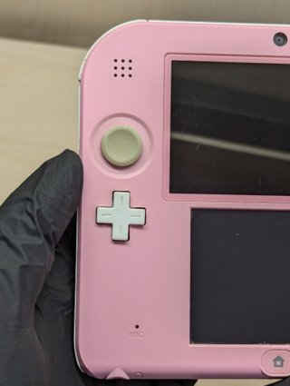 Nintendo 2DS Rosa con Custodia e Stylus