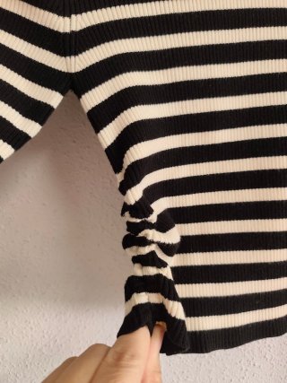 Camiseta de chica talla XS de Bershka.