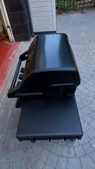 Barbacoa de gas Napoleon Negra