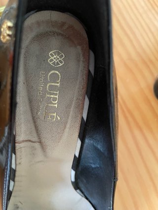 Zapatos de tacón negros CUPLÉ