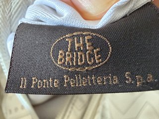 Borsa The Bridge bianca con tracolla
