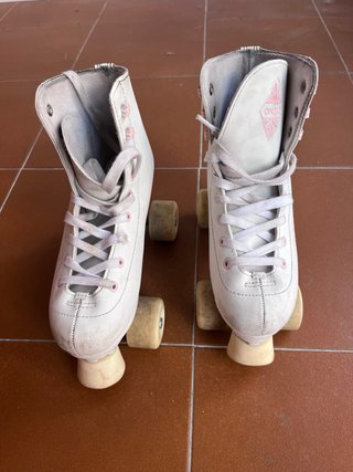 Patines 4 Ruedas Blancos talla 36