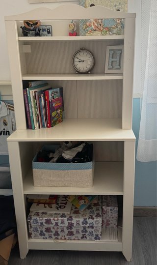 Estantería modular blanca infantil