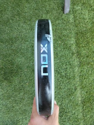 Pala de pádel NOX Agustín Tapia 18K