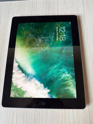 iPad 4ª Gen 16GB Wi-Fi Negro