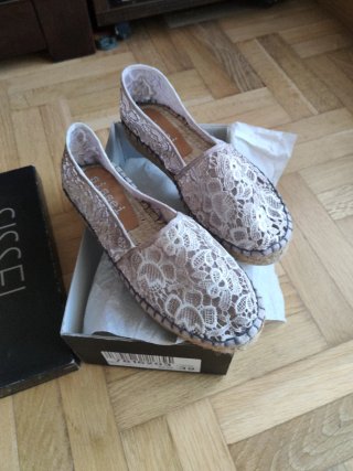 Alpargatas Beige y Marrón