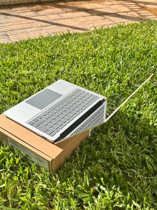 Microsoft Surface Laptop 13.8 Gris