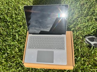 Microsoft Surface Laptop 13.8 Gris