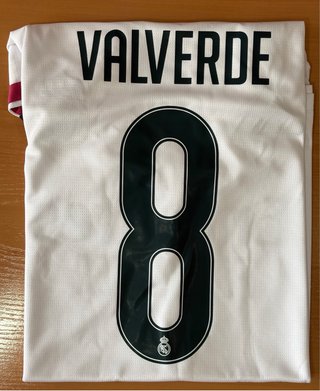 Camiseta Real Madrid 26-27 Talla L