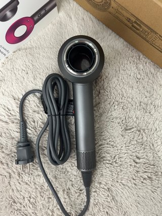 Asciugacapelli Dyson Supersonic con accessori