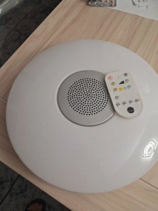 Plafón LED con altavoz Bluetooth y mando