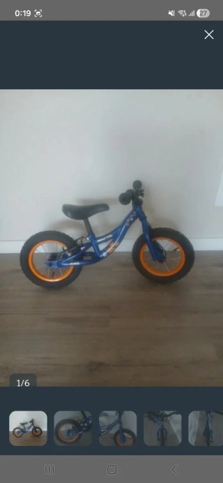 Bicicleta de aprendizaje azul