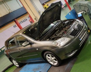 Toyota Corolla 2004