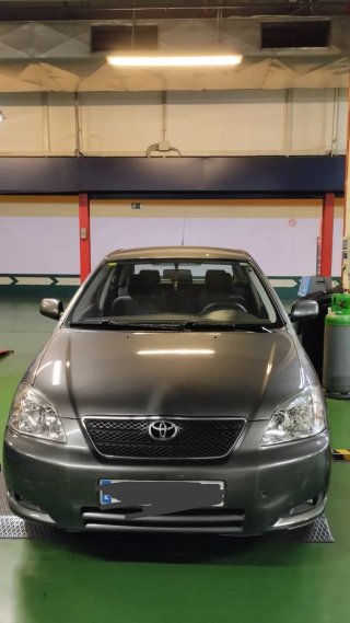Toyota Corolla 2004