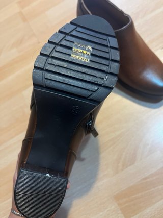 Botines de tacón marrones