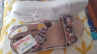 Sandalias confort beige multicolor