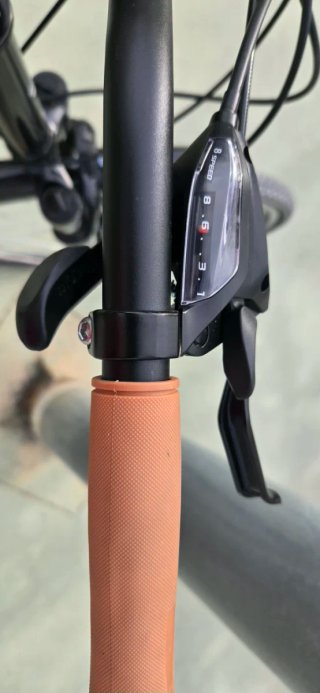 Bicicleta Negra con Portaequipajes