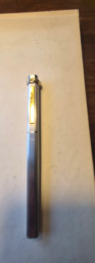 Bolígrafo Les Must de Cartier