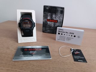 Casio G-Shock DW-6900U Módulo LED Negro