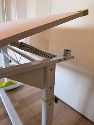 Escritorio Inter Link Regulable en altura.