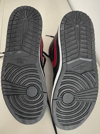 Zapatillas Air Jordan 1 Mid Banned Hombre