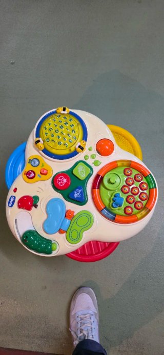 Mesa de juegos infantil Chicco