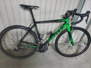 Scott Addict RC Carbono