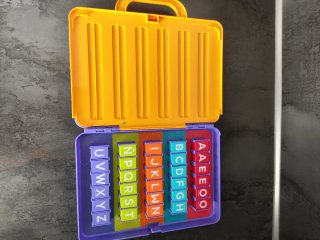 Juego educativo para formar palabras