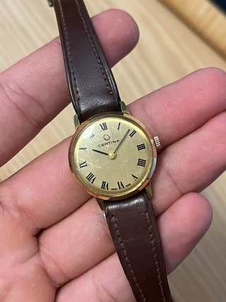 Certina Oro Mujer 26mm Esfera Romana